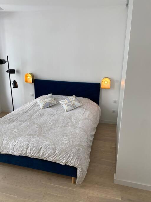 Brand New 1 Bedroom Flat With Parking- 5 Min Paris Pte De Versailles Issy-les-Moulineaux Esterno foto